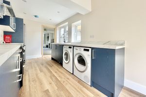 Photo 21- click for photo gallery